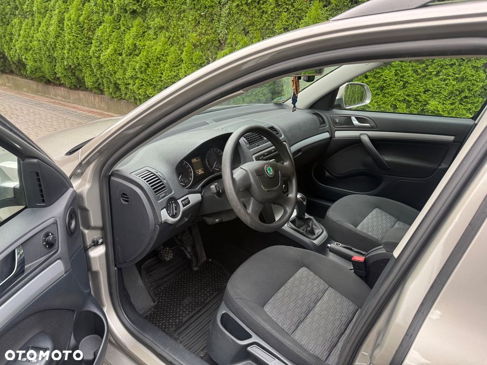 Skoda Octavia 1.6 TDI Ambiente - 5
