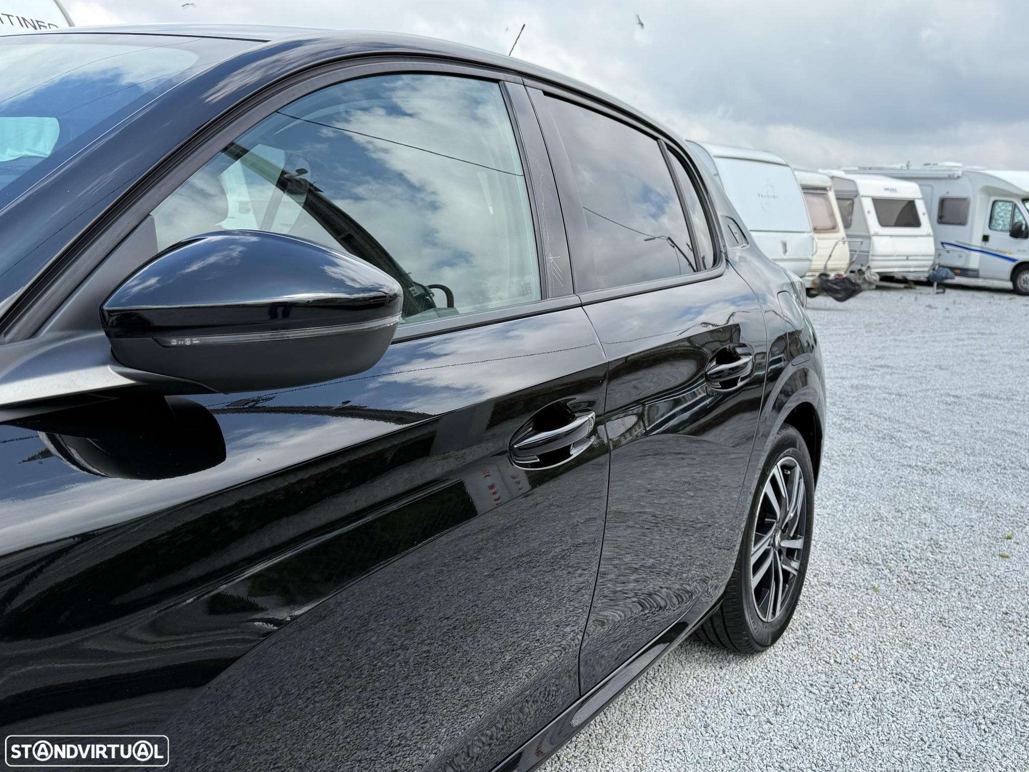 Peugeot 208 1.2 PureTech Allure - 17