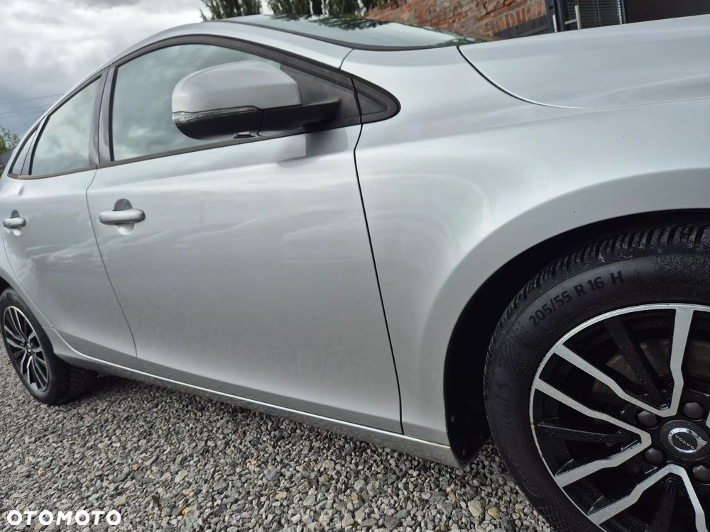 Volvo V40 D2 Drive-E SCR Dynamic Edition - 23