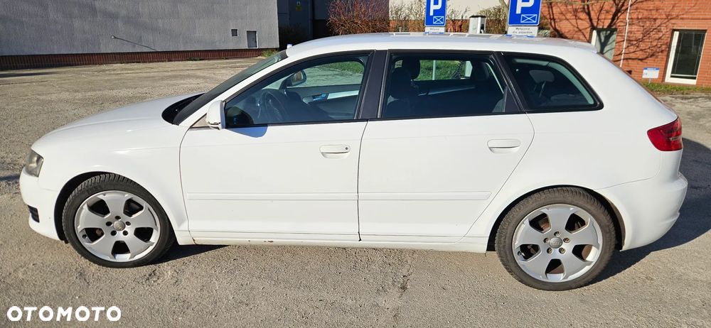 Audi A3 Sportback - 13