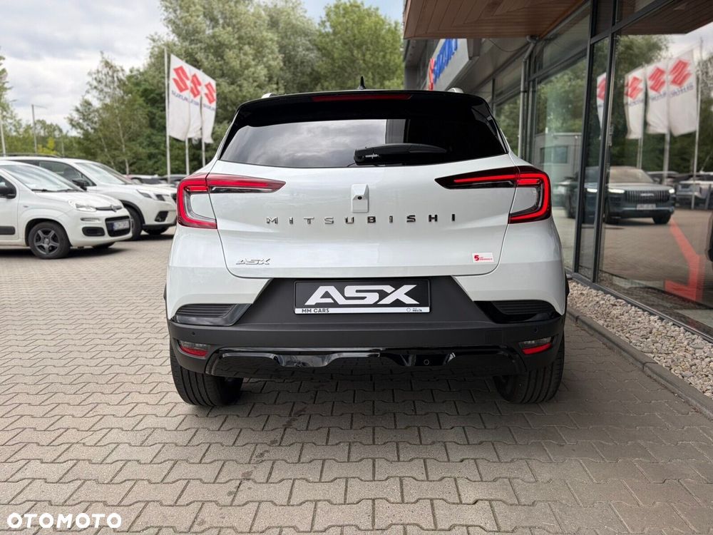 Mitsubishi ASX - 5