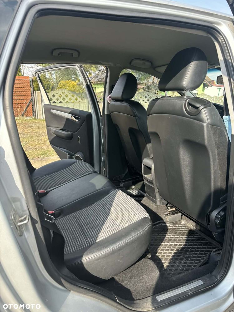 Mercedes-Benz Klasa B - 21