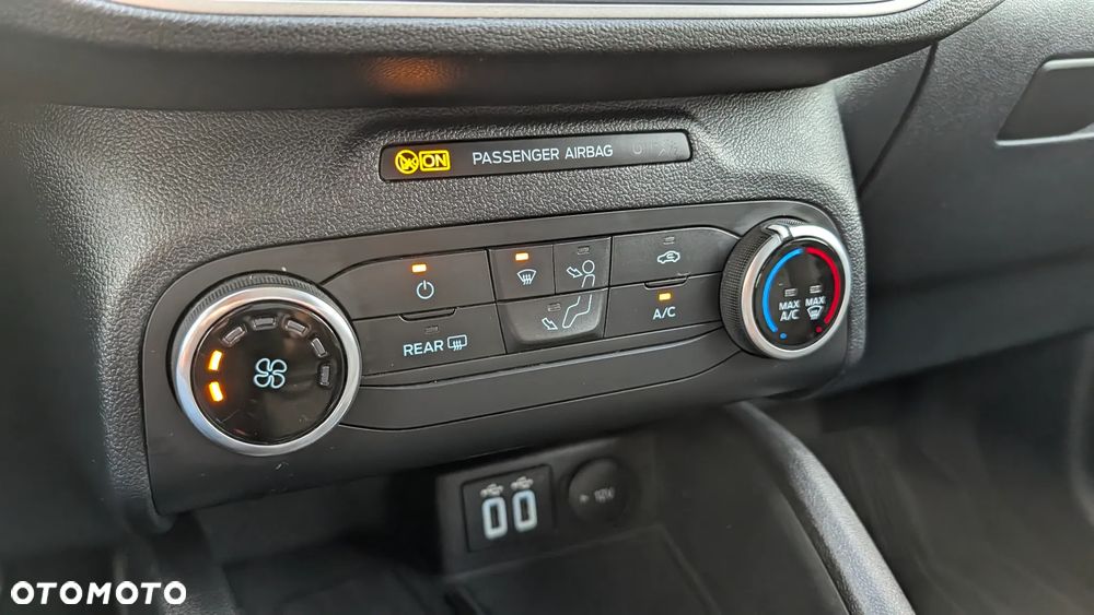 Ford Kuga 1.5 EcoBlue COOL&CONNECT - 14