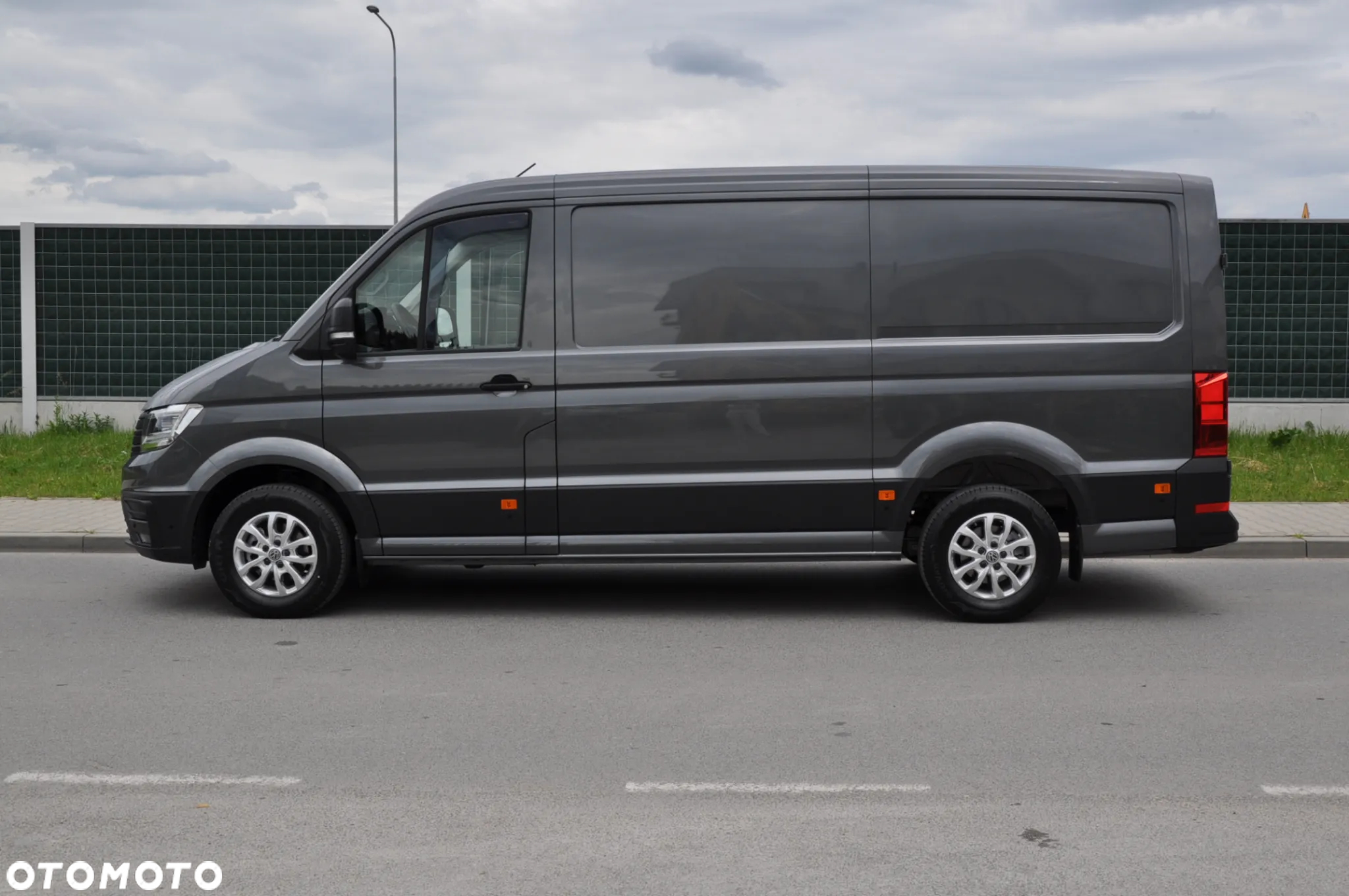 Volkswagen CRAFTER 2.0 TDI Furgon 4Motion AUTOMAT 8-G Na Gwarancji Bezwypadkowy I Właściciel Krajowy Mały Przebieg - 16