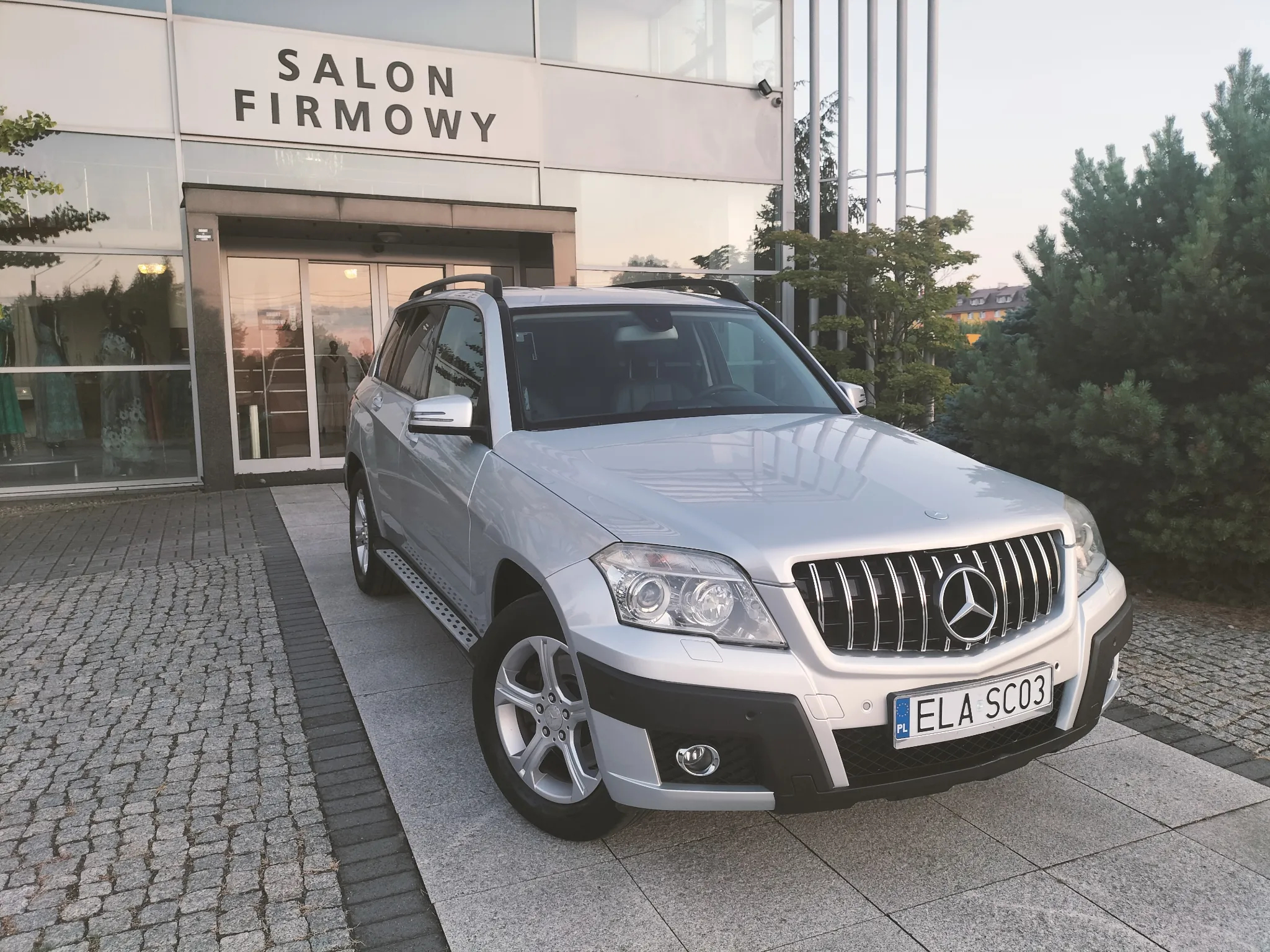 Mercedes-Benz GLK 350 4-Matic - 12