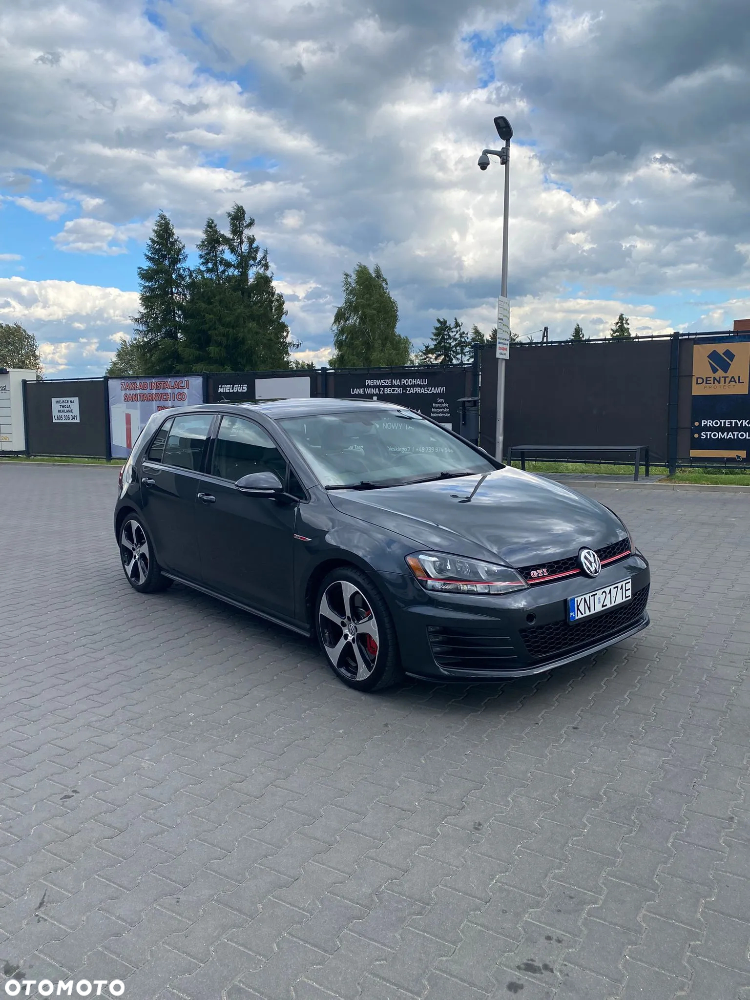 Volkswagen Golf VIII 2.0 TSI GTI DSG - 20
