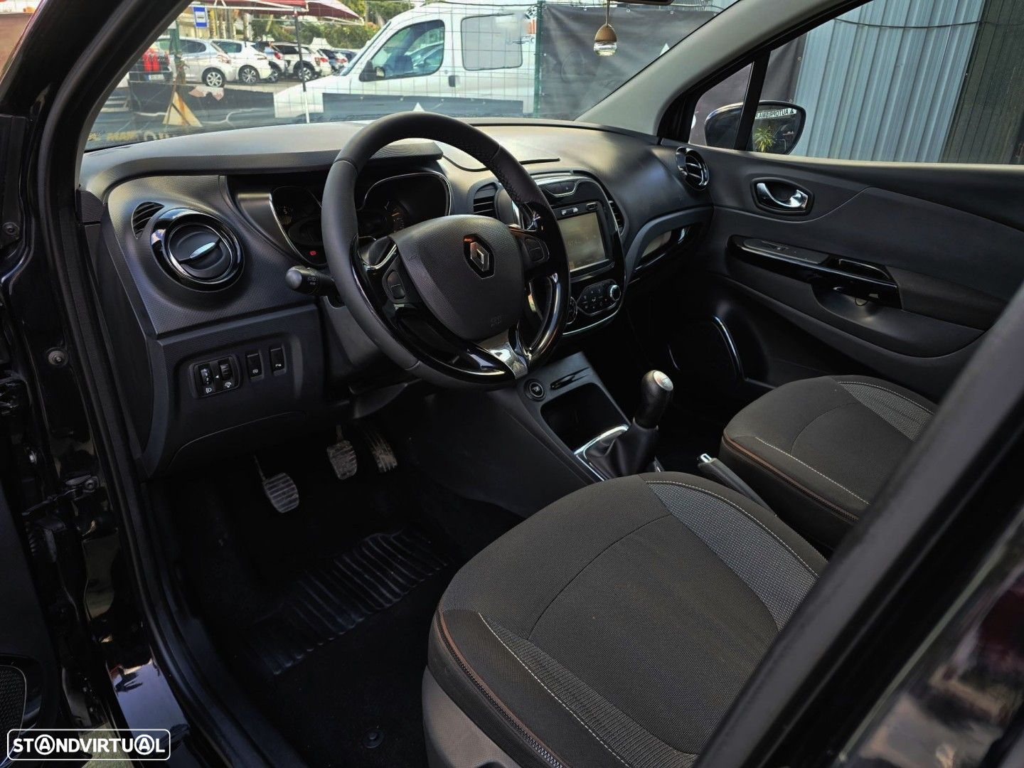 Renault Captur 1.5 dCi Exclusive - 8