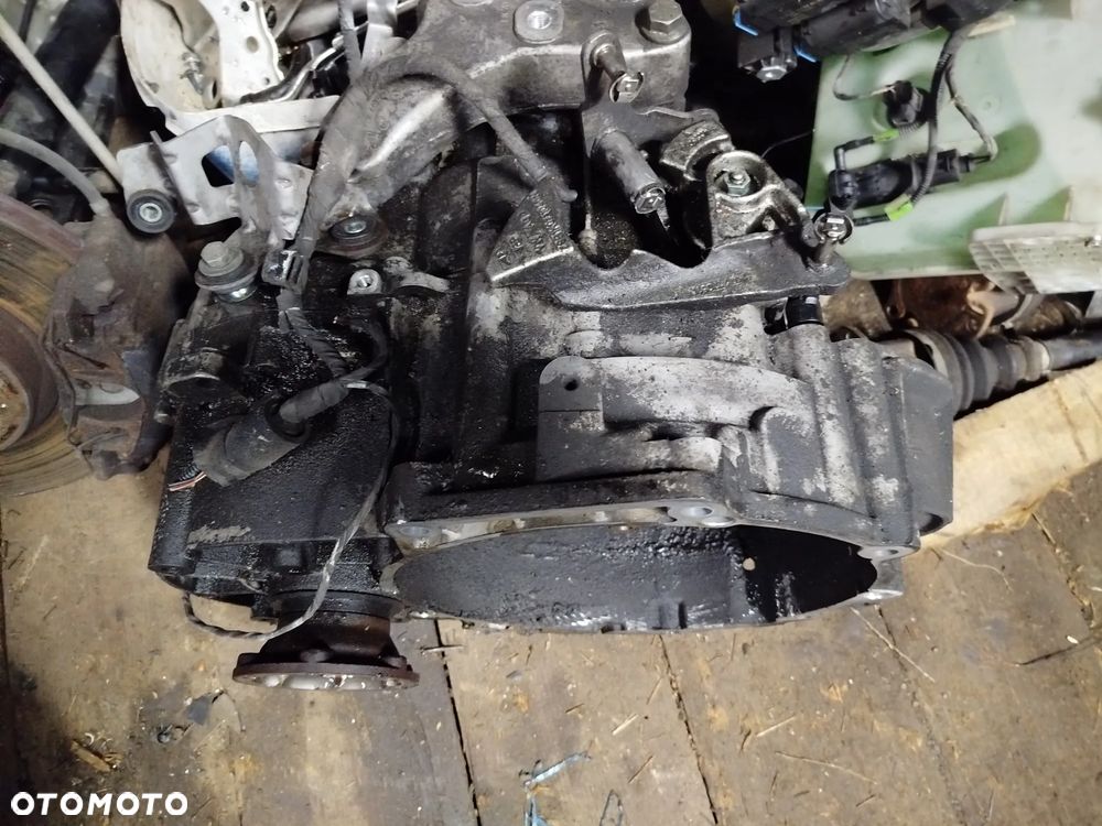 Audi A3 8P 2.0 TDI skrzynia biegów JMA - 1