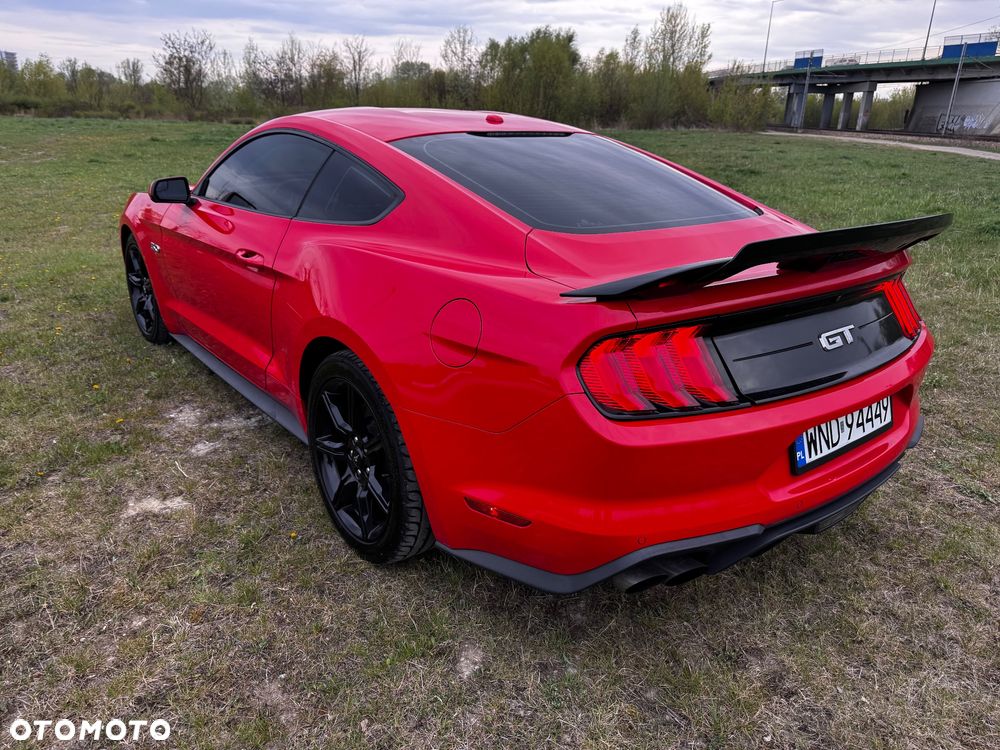 Ford Mustang - 16