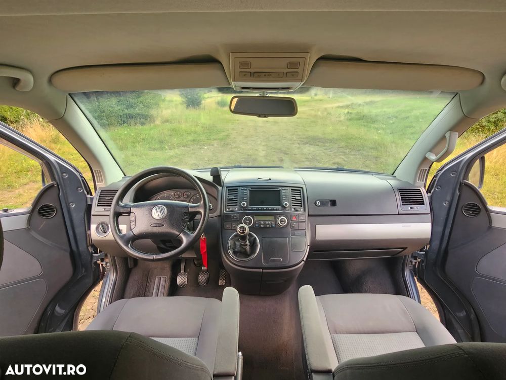 Volkswagen Multivan - 27