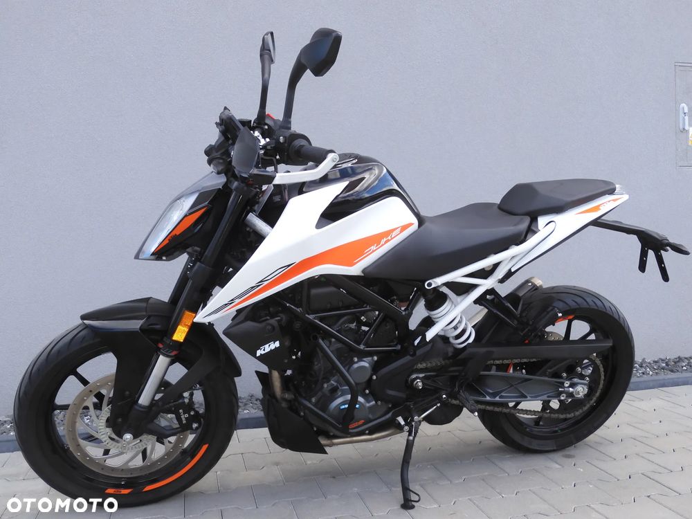 KTM Duke 390 - 22