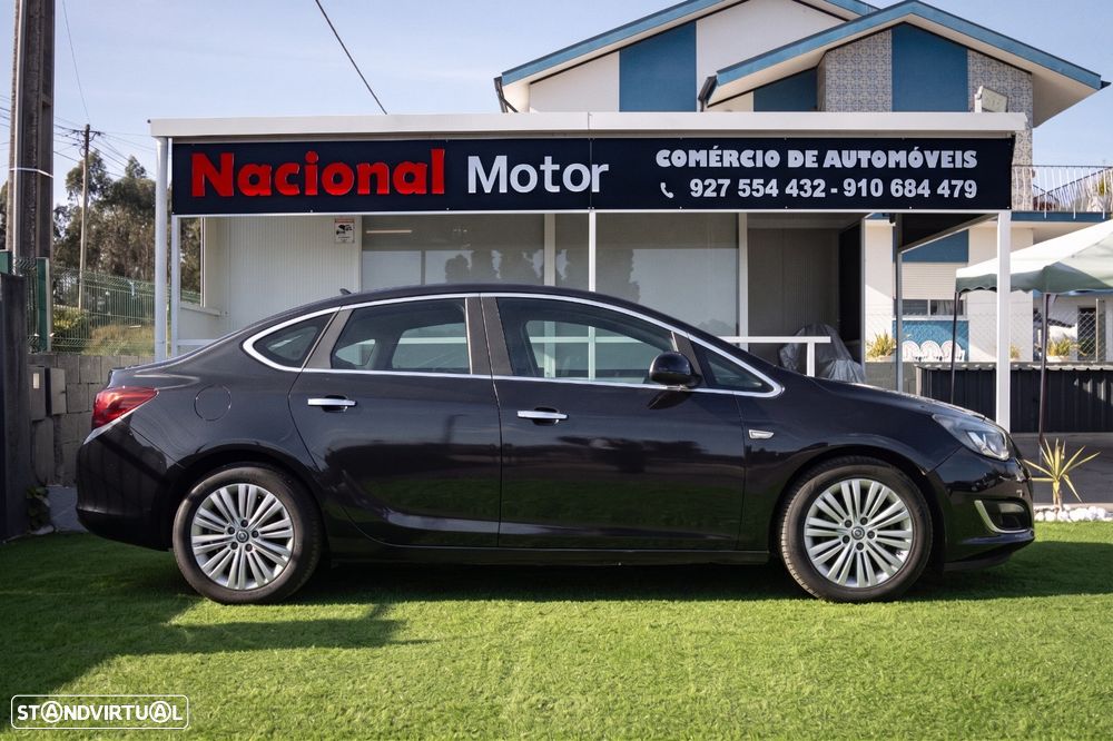 Opel Astra 1.7 CDTi Cosmo Start/Stop - 4