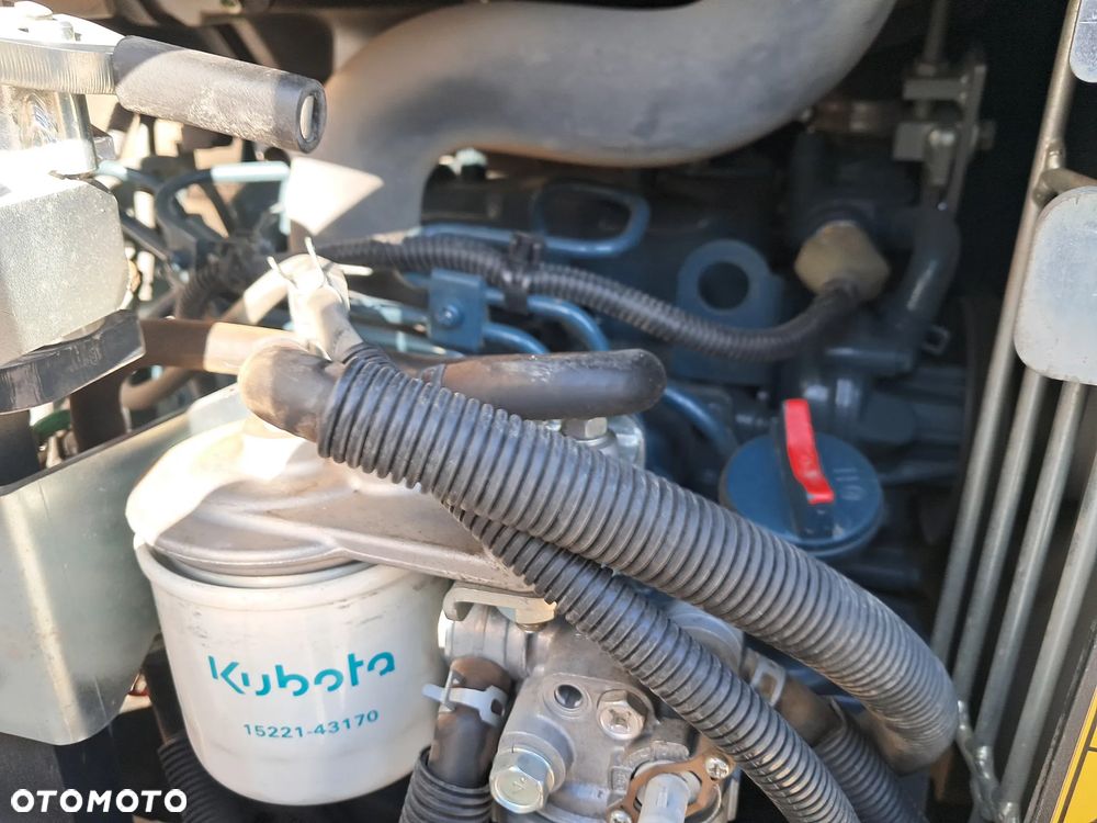 Kubota U27-4 WAGA 2700 kg 2.7t 1300 mth minikoparka * 2022 rok * 2 łyżki * lusterka * pełne oświetlenie jeden właściciel * zero obrys długie ramie szybkozłącze MS03 * hydrauliczna skarpówka * gąsienice 80% bez DPF Red Key * dodatkowe linie hydrauliczne jcb yanmar Cat takeuchi - 30