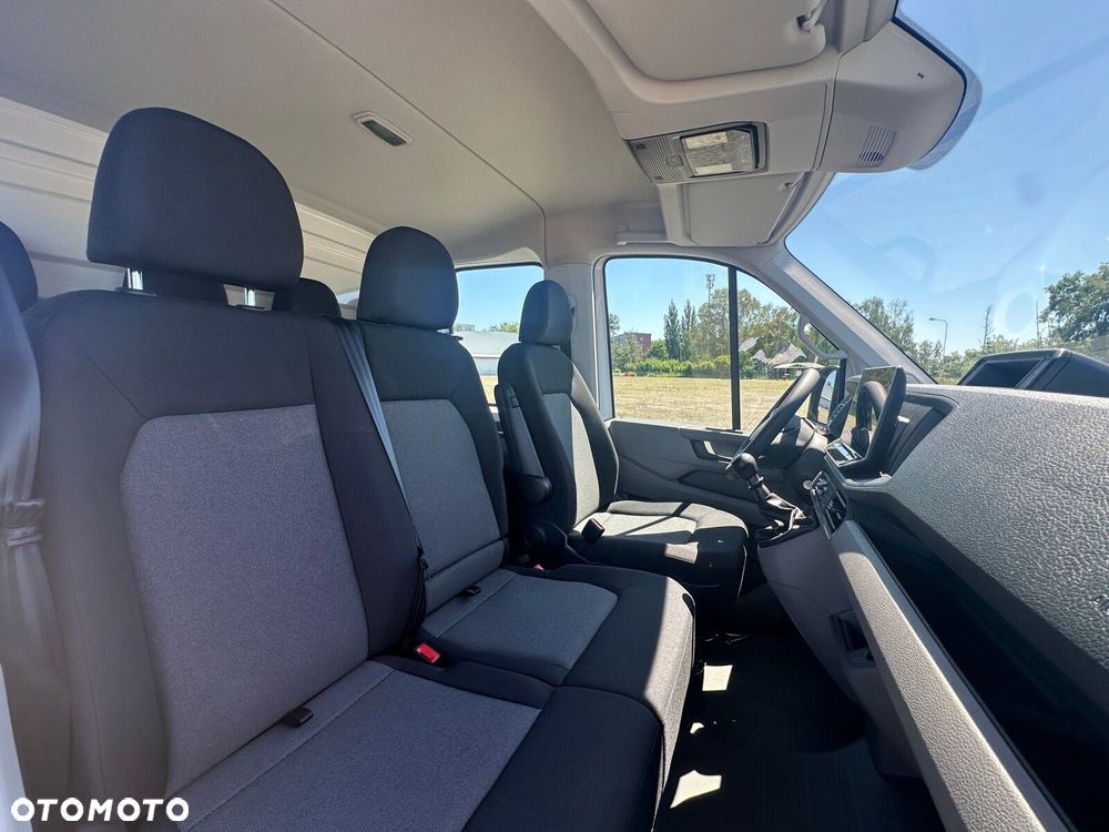 Volkswagen Crafter Skrzyniowy z podwójną kabiną - 13