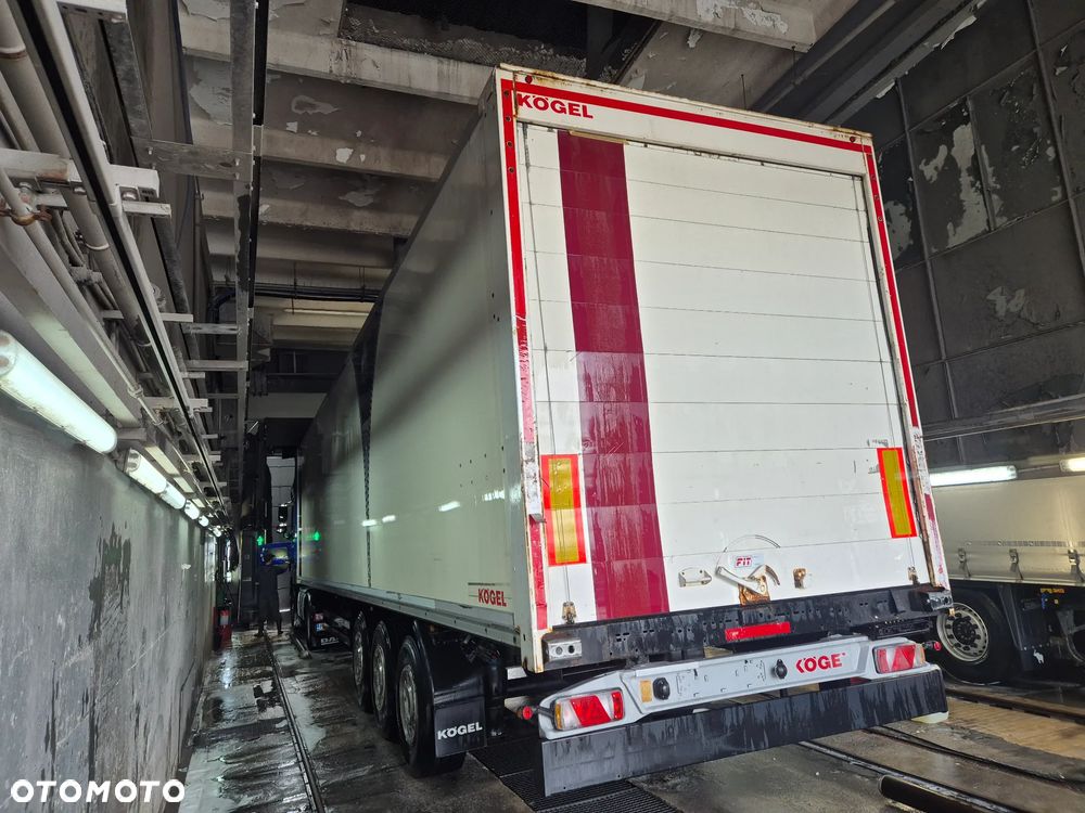 Kögel IGŁA INPOST DPD DHL ! ROLETA z Niemiec JAK NOWA / SAF PODNOSZONA OŚ / z Niemiec / TOP STAN 2015/  KOFFER KONTENER IZOTERMA ISO ISOKOFER ISOTERM GRUBY GRUBA AMAZON - 3