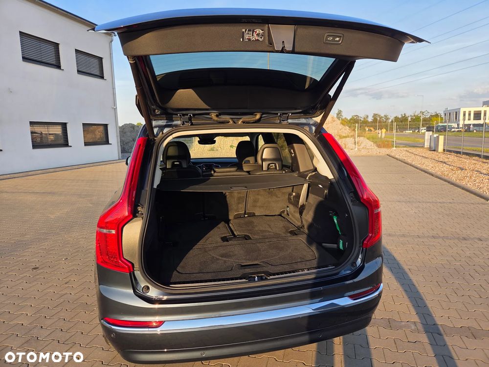 Volvo XC 90 B5 D AWD Plus Bright - 29