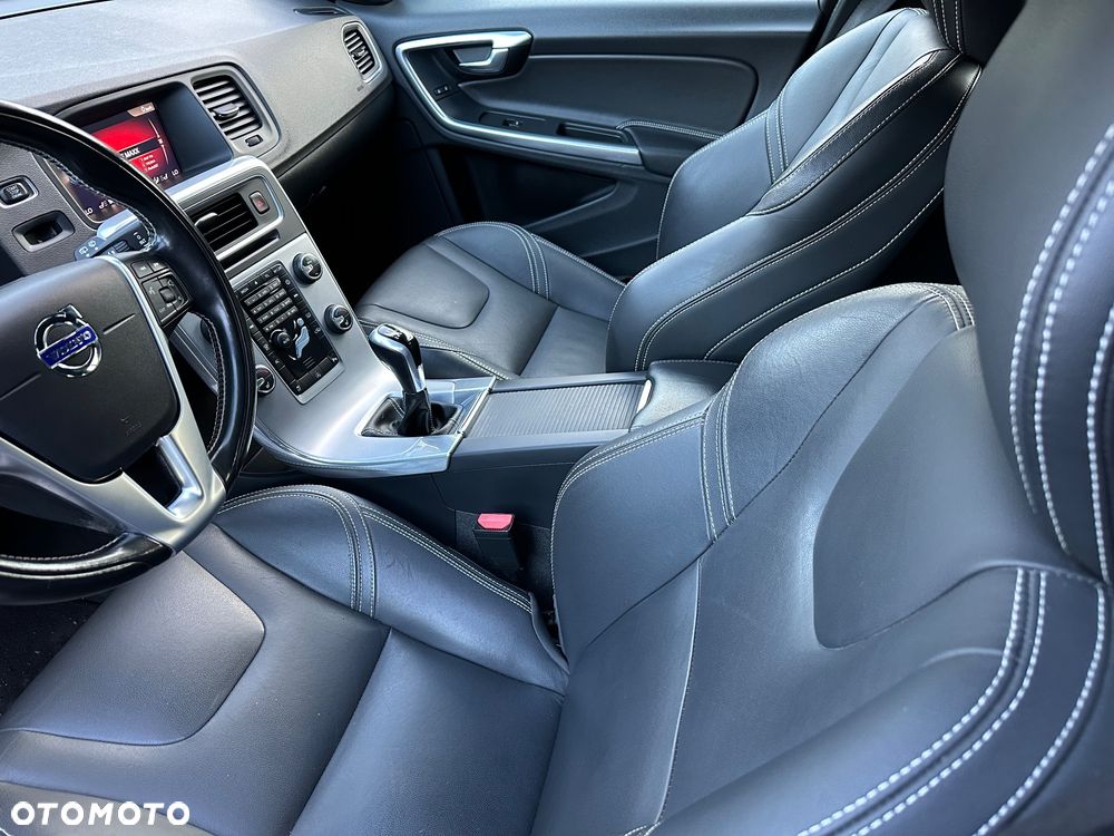 Volvo V60 - 14