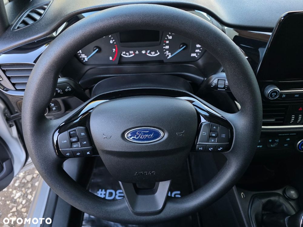 Ford Fiesta - 9
