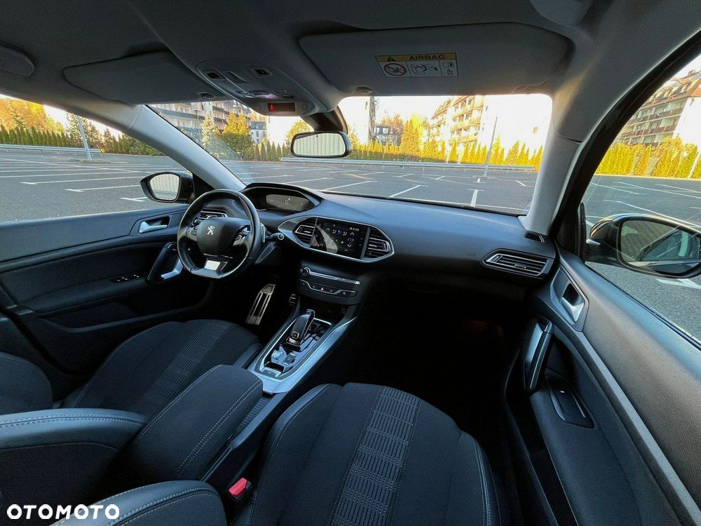 Peugeot 308 - 11