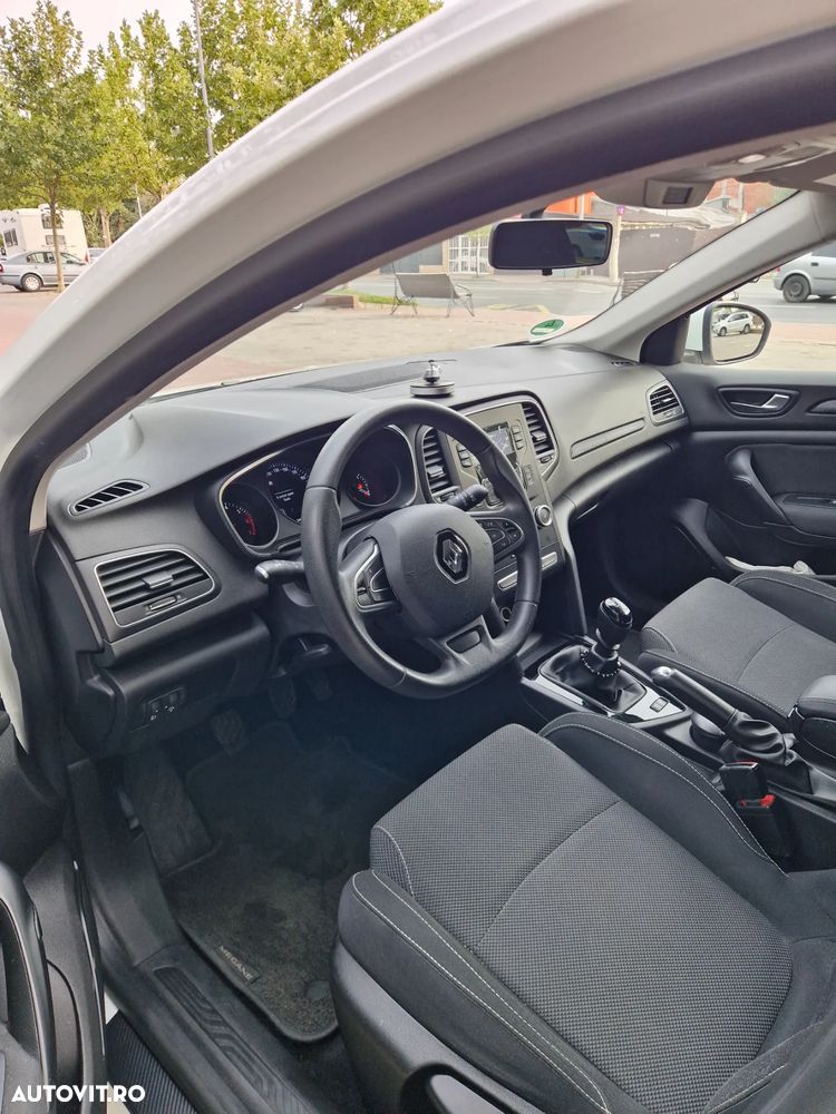 Renault Megane - 10