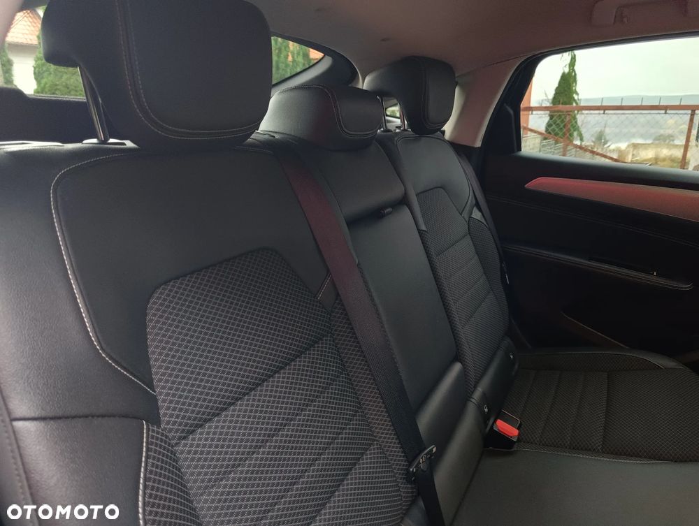 Renault Arkana E-TECH 145 INTENS - 13