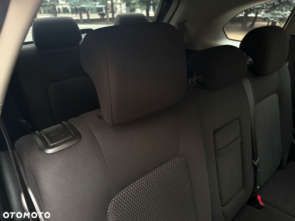 Chevrolet Captiva 2.2 2WD LS - 24