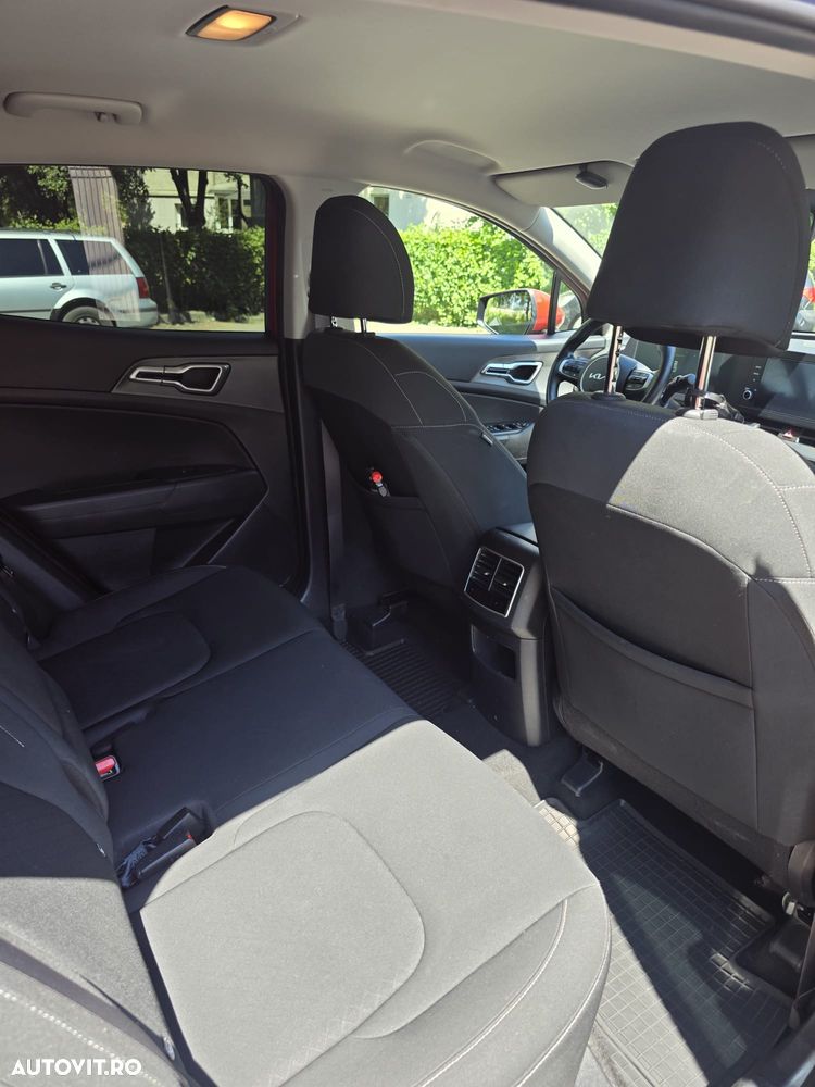 Kia Sportage 1.6 T-GDI 6MT 4x2 Urban - 12