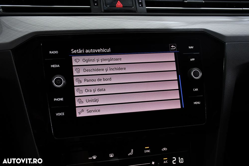 Volkswagen Passat 2.0 TDI SCR DSG Highline - 31