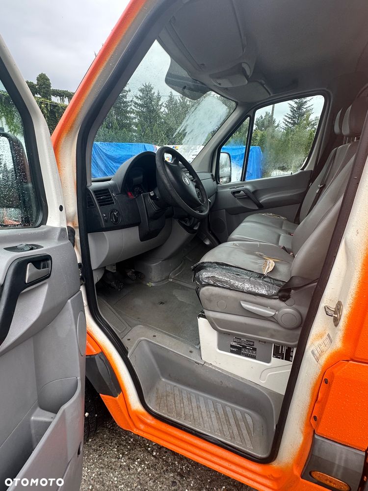 Volkswagen Crafter - 8