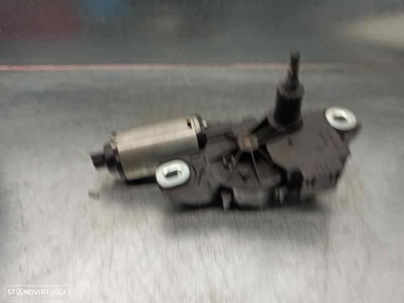 MOTOR LIMPA-VIDROS TRASEIRO VOLKSWAGEN CADDY III FURGÃO 2010 -2K0955712C - 3