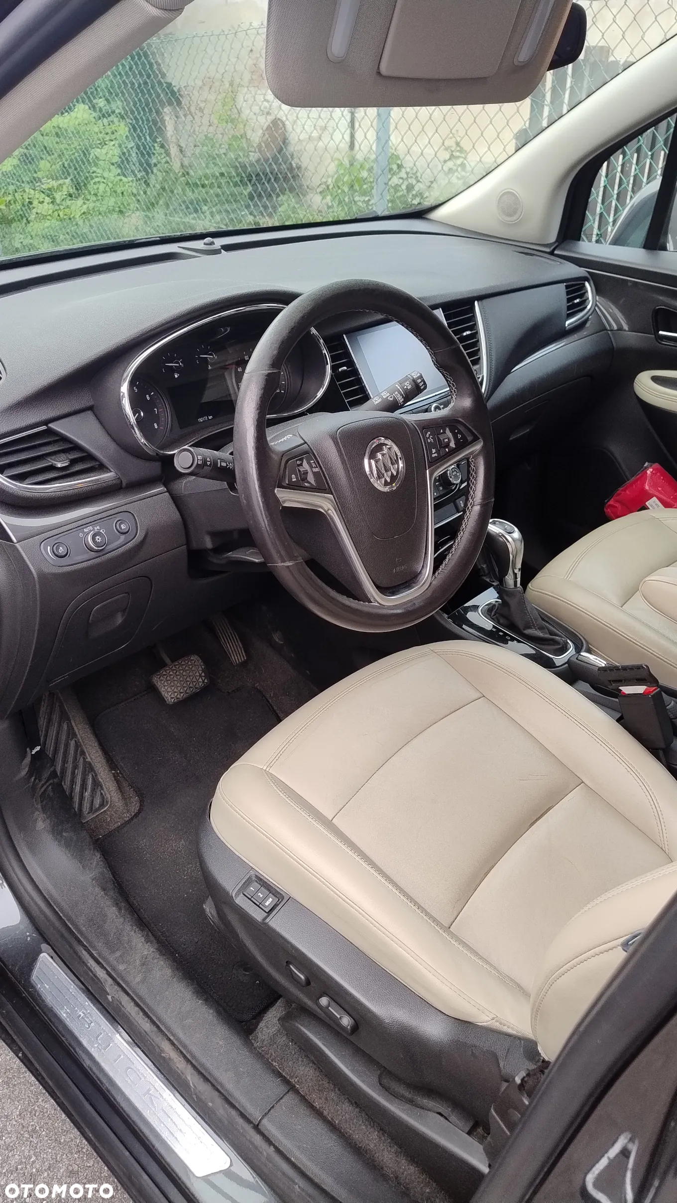 Buick Encore - 16