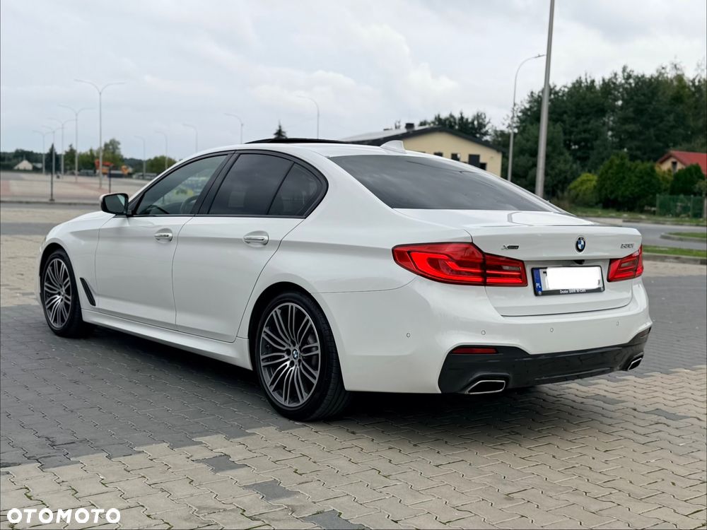 BMW Seria 5 ver-530i-xdrive-m-sport-sport - 3