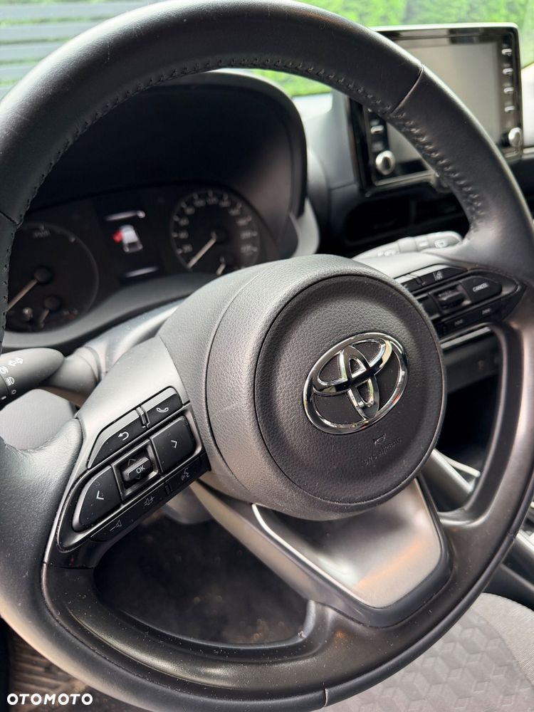 Toyota Yaris - 6