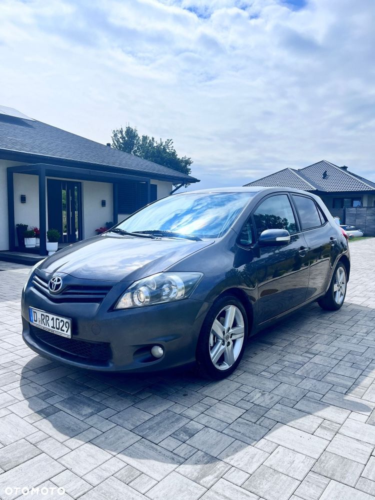 Toyota Auris - 4