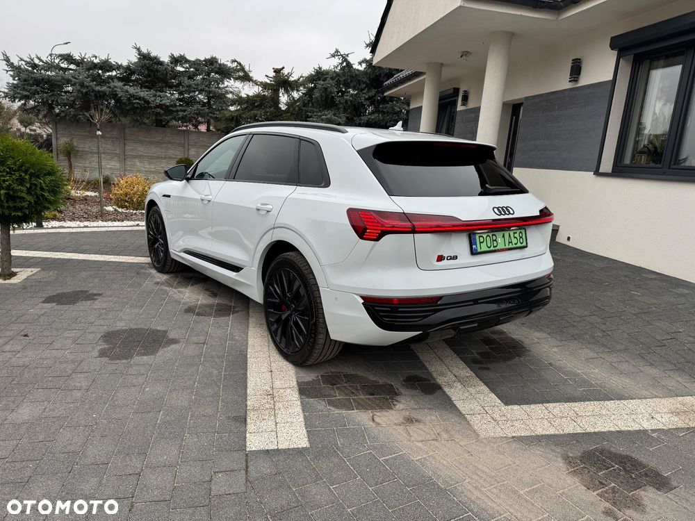 Audi Q8 e-tron 50 95kWh Quattro S Line - 1