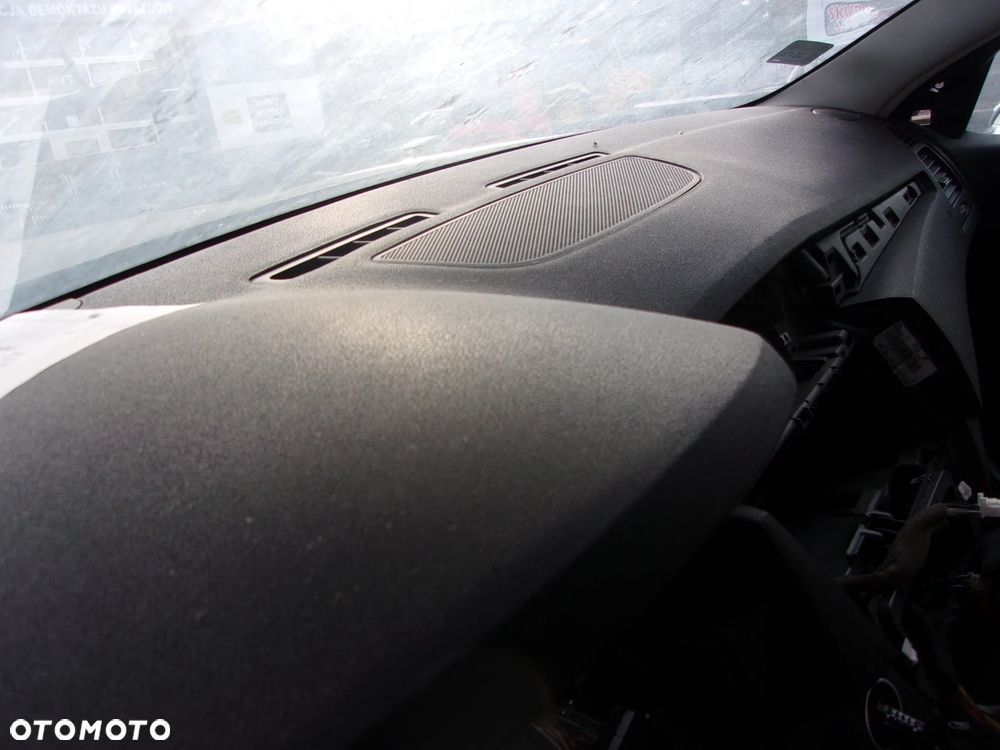 KONSOLA DESKA PULPIT Pasy RENAULT LAGUNA 3 III - 2