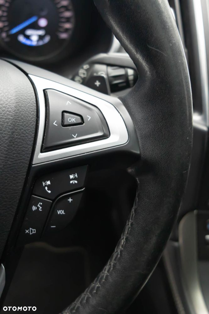 Ford S-Max 2.0 TDCi Bi-Turbo Vignale PowerShift - 23