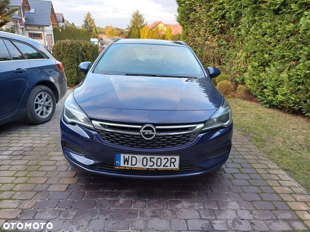 Opel Astra 1.6 CDTI Enjoy - 2