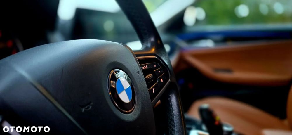 BMW Seria 5 520i - 8