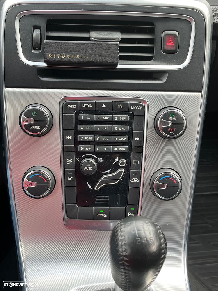 Volvo S60 1.6 D2 Drive R-Design Start/Stop - 9