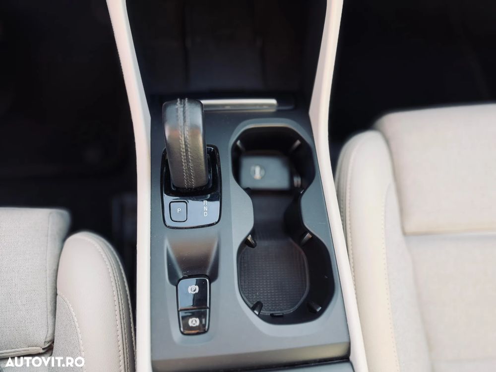 Volvo XC 40 D3 Geartronic Momentum Pro - 35