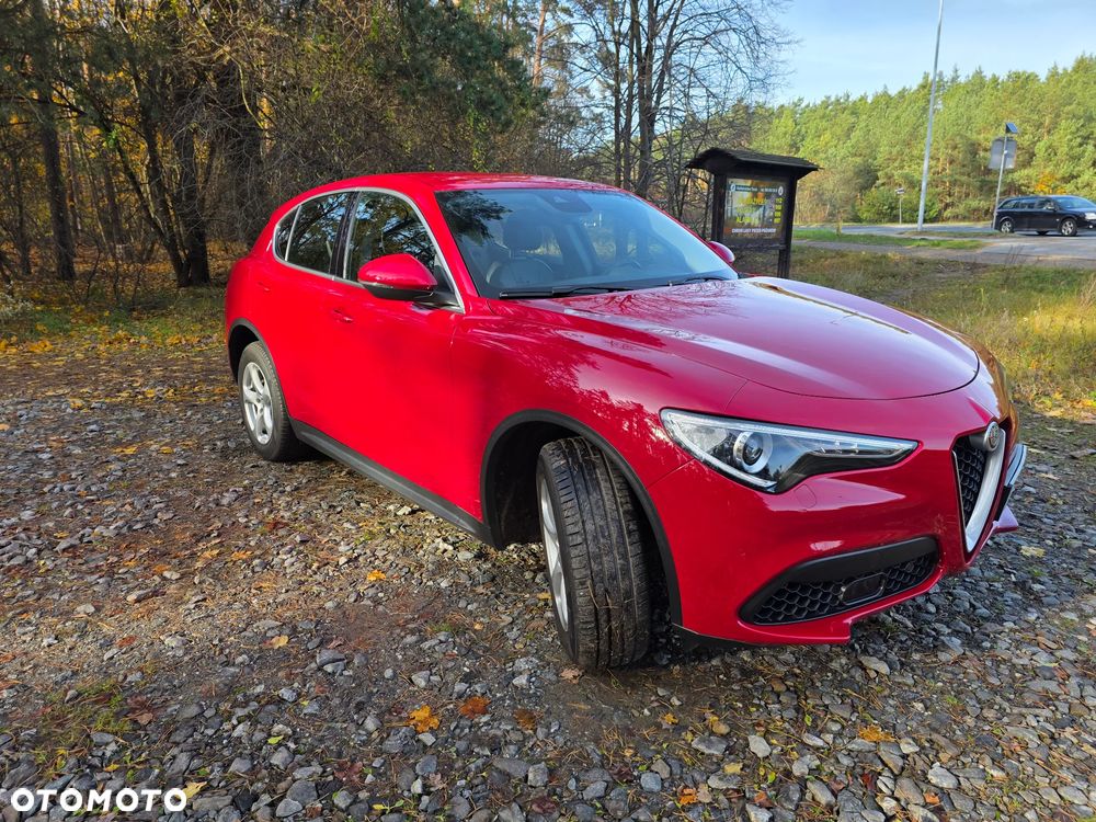 Alfa Romeo Stelvio 2.0 Turbo 16V AT8-Q4 Sprint - 2