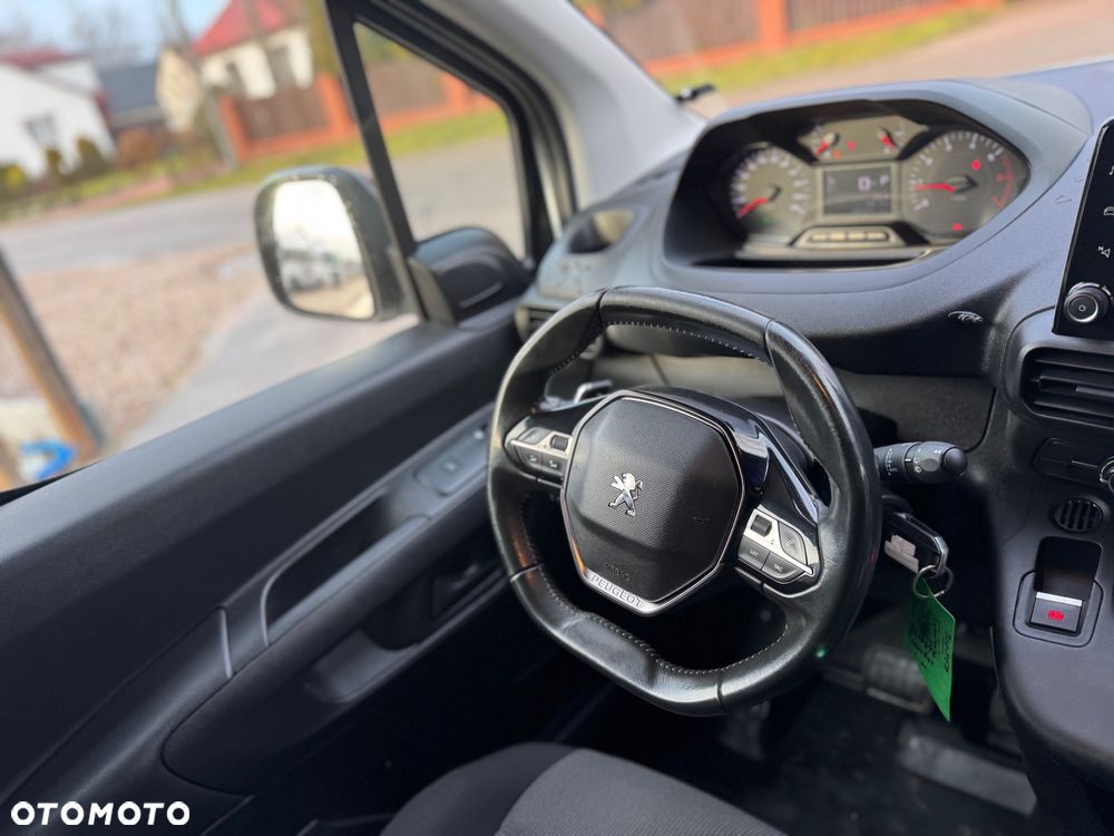 Peugeot Partner  21r 130 HK Niski przebieg 1wł ASO 5 dzwi Euro6.2/ford/opel/citroen - 9