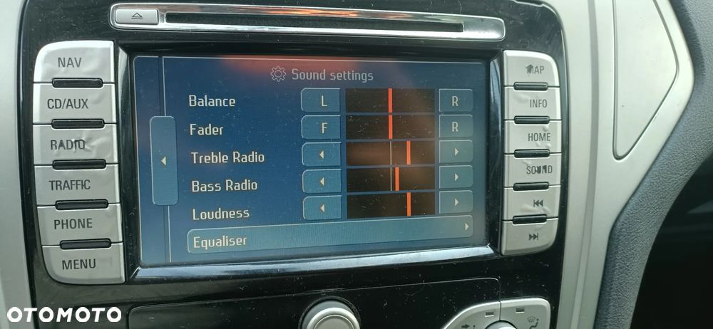 Ford Mondeo 2.0 Gold X - 24