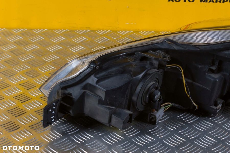 SUBARU LEGACY OUTBACK 2013 2014 REFLEKTOR LAMPA ZWYKŁA SOZCEWKOWA R USA - 4