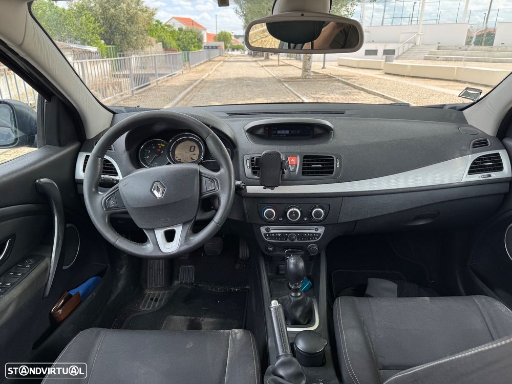 Renault Mégane Sport Tourer 1.5 dCi Dynamique S - 8