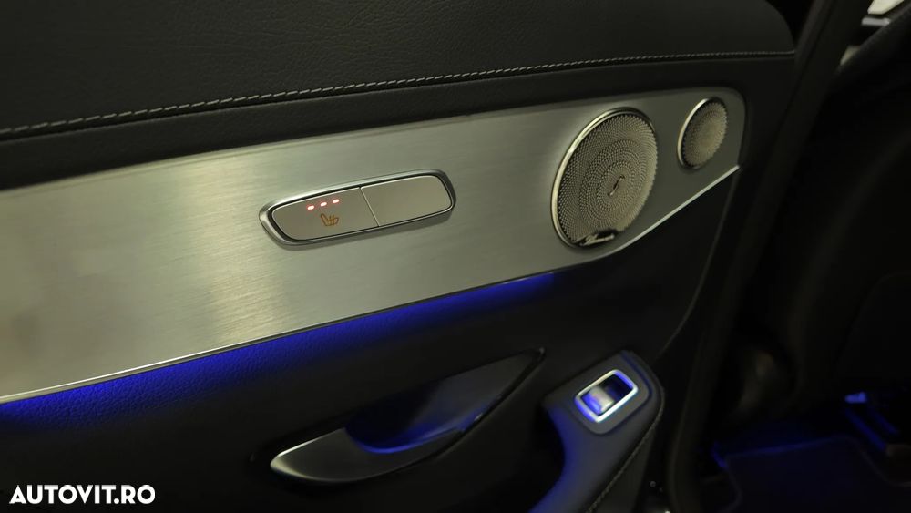 Mercedes-Benz GLC - 33