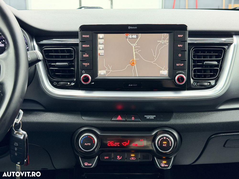 Kia Stonic 1.6 DSL Urban - 21