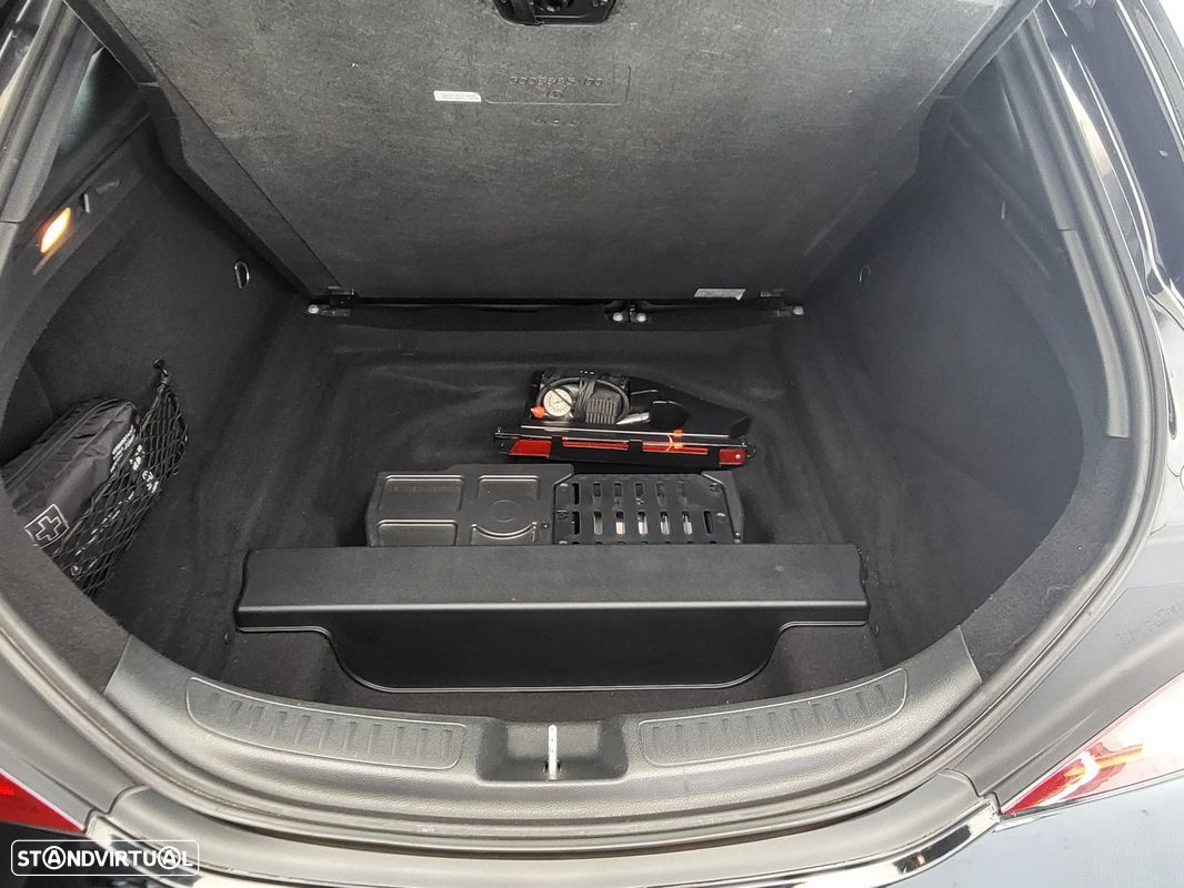 Mercedes-Benz CLA 220 d Shooting Brake AMG Line Aut. - 23