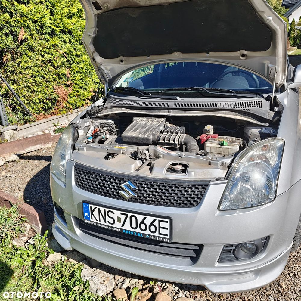 Suzuki Swift 2009 photo 3
